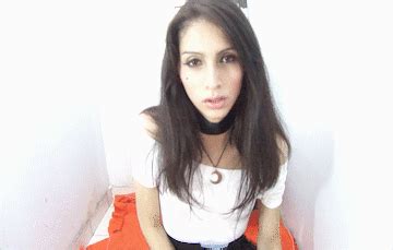 Trap GIFs .